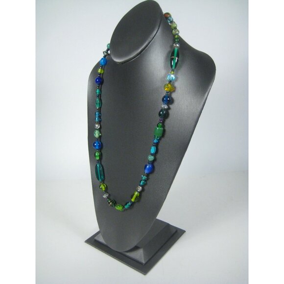 Green Glass Beaded Necklace 29 Long Strand Silver Tone Bead - Picture 6 of 9